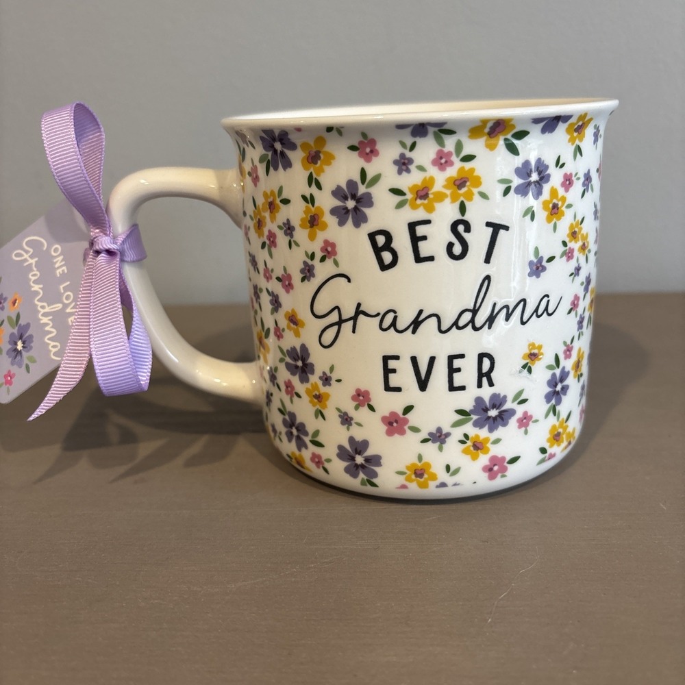 BEST GRANDMA EVER 20oz Bright Flowers Mug  Floral NEW Gift Tag‎